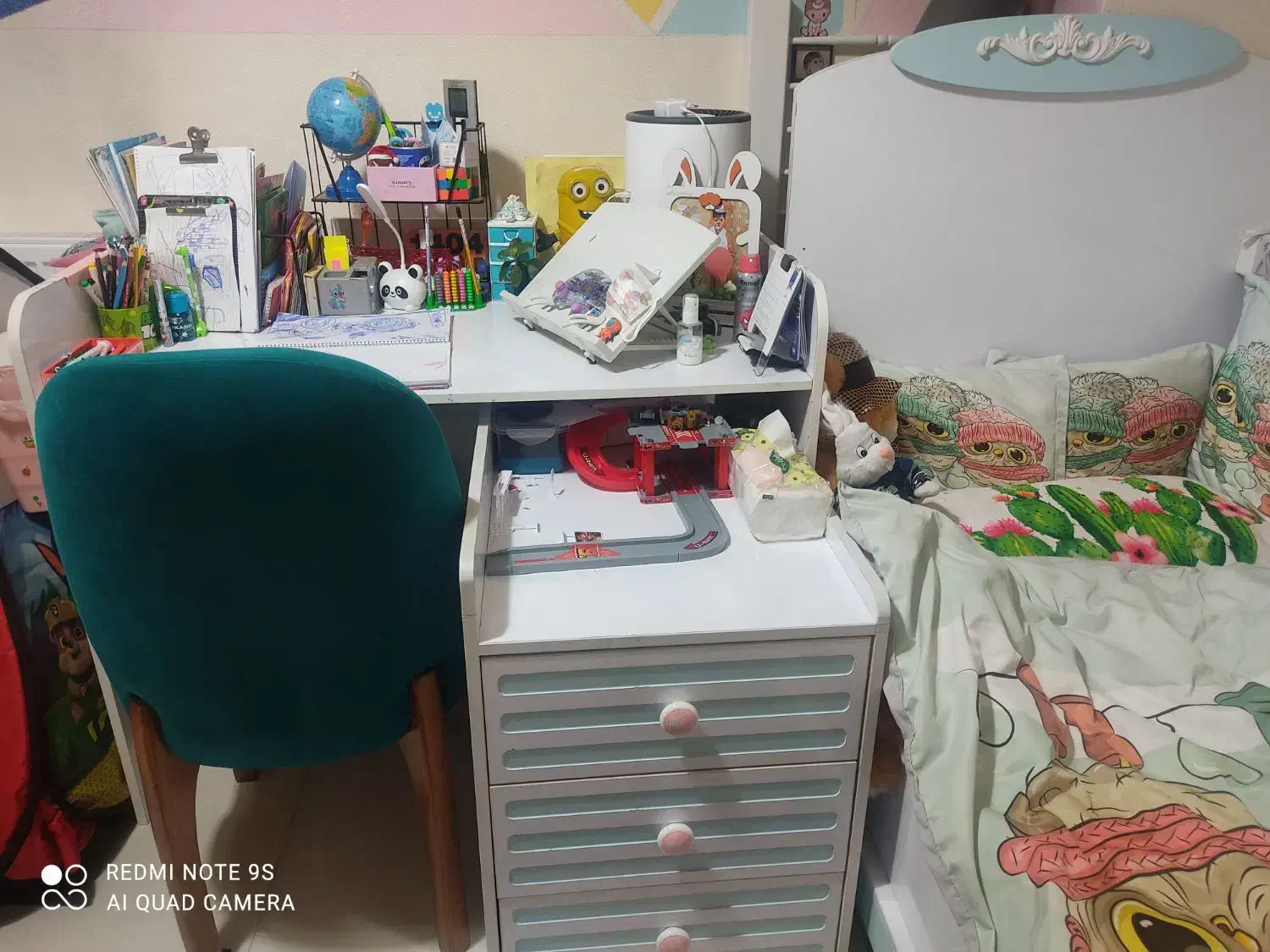 تخت خواب کودک به نوجوان|تخت و سرویس خواب|شاهینشهر, عطار|دیوار