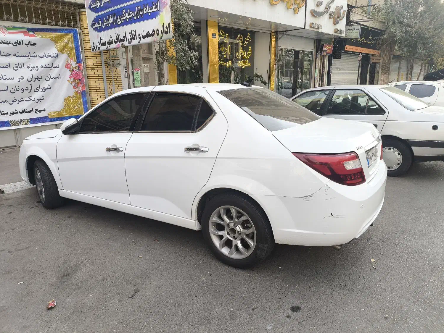 دنا پلاس دنده 401|خودرو سواری و وانت|ری, فیروزآبادی|دیوار