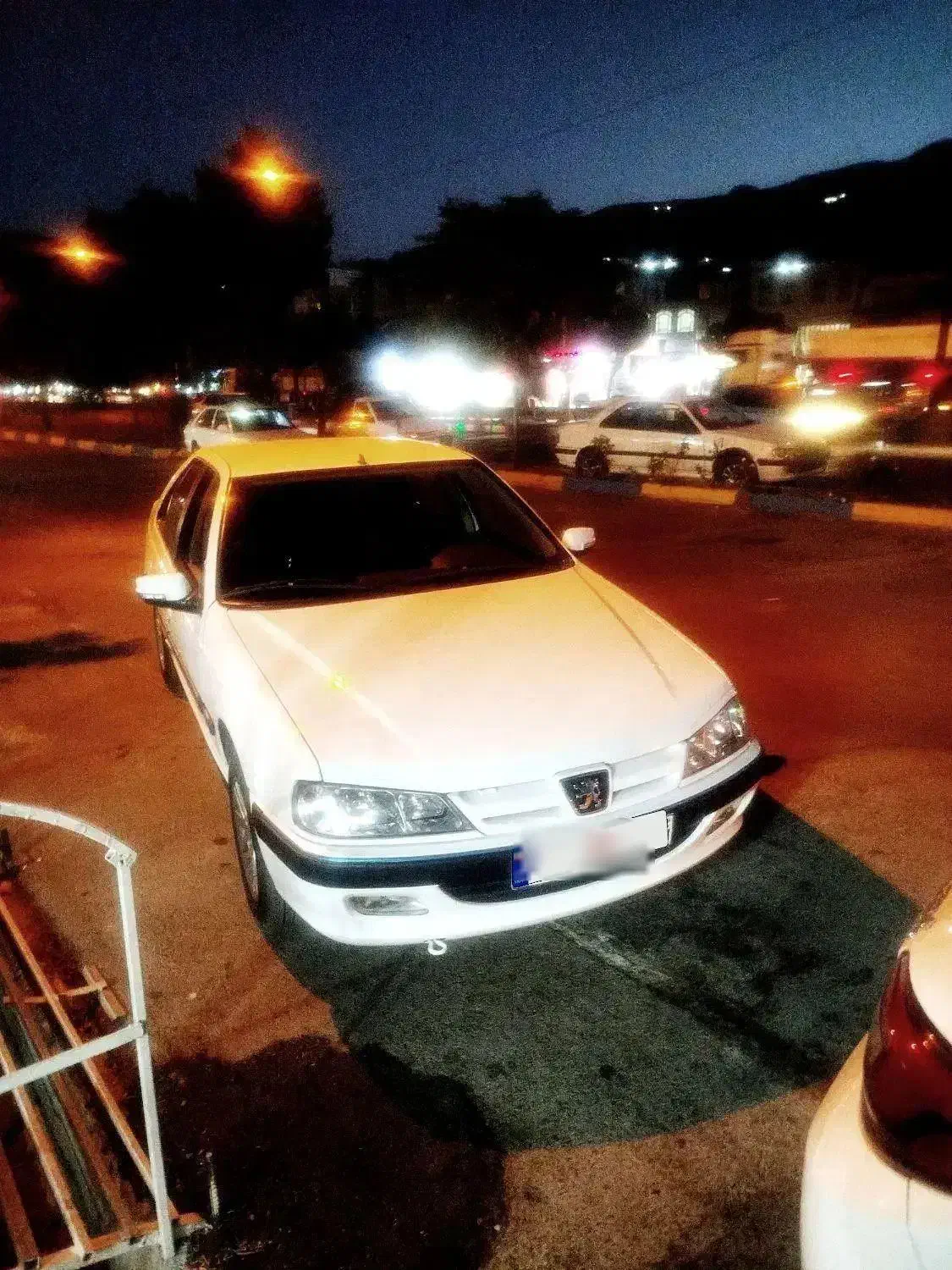 فروش فوری پارس خانگی مدل 401|خودرو سواری و وانت|بروجرد, |دیوار