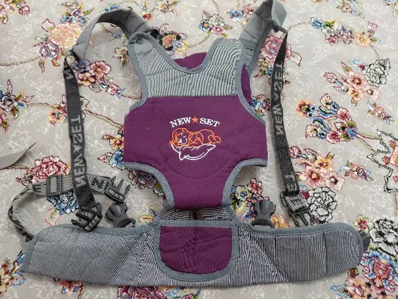 آغوشی کاملا سالم و مرتب|کالسکه و لوازم جانبی|رباط‌کریم, شهرک والفجر|دیوار