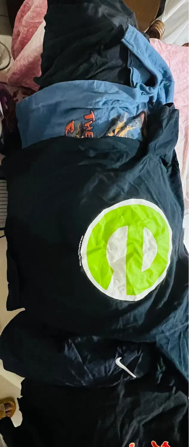 تی شرت ‌دست دوم|لباس|شاهین‌شهر, خانه کارگر|دیوار