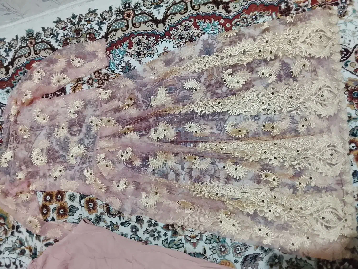 لباس سقزی|کفش و لباس بچه|کرمانشاه, |دیوار