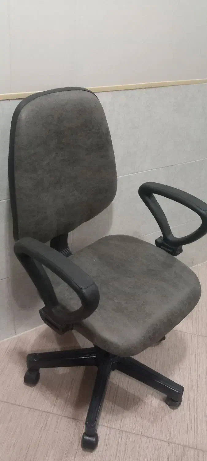 صندلی چرخدار|صندلی و نیمکت|اراک, |دیوار