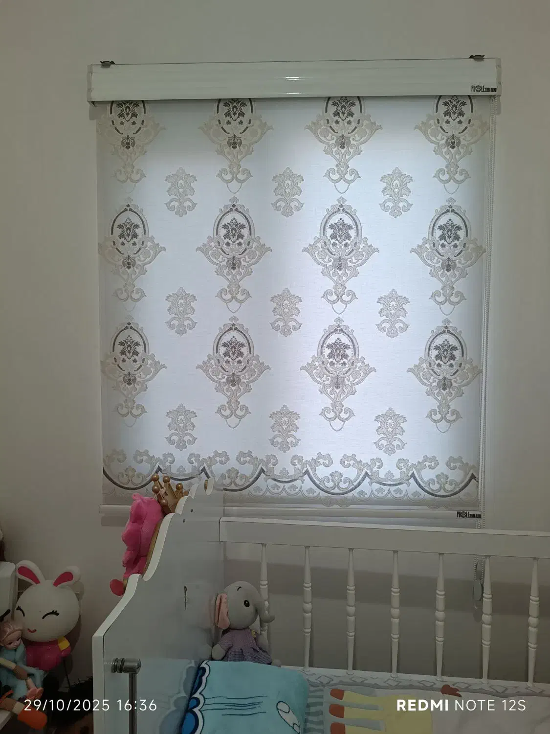 دو عدد پرده زبرا دو مکانیزم در حد نو|پرده، رانر، رومیزی|رشت, معلولین|دیوار