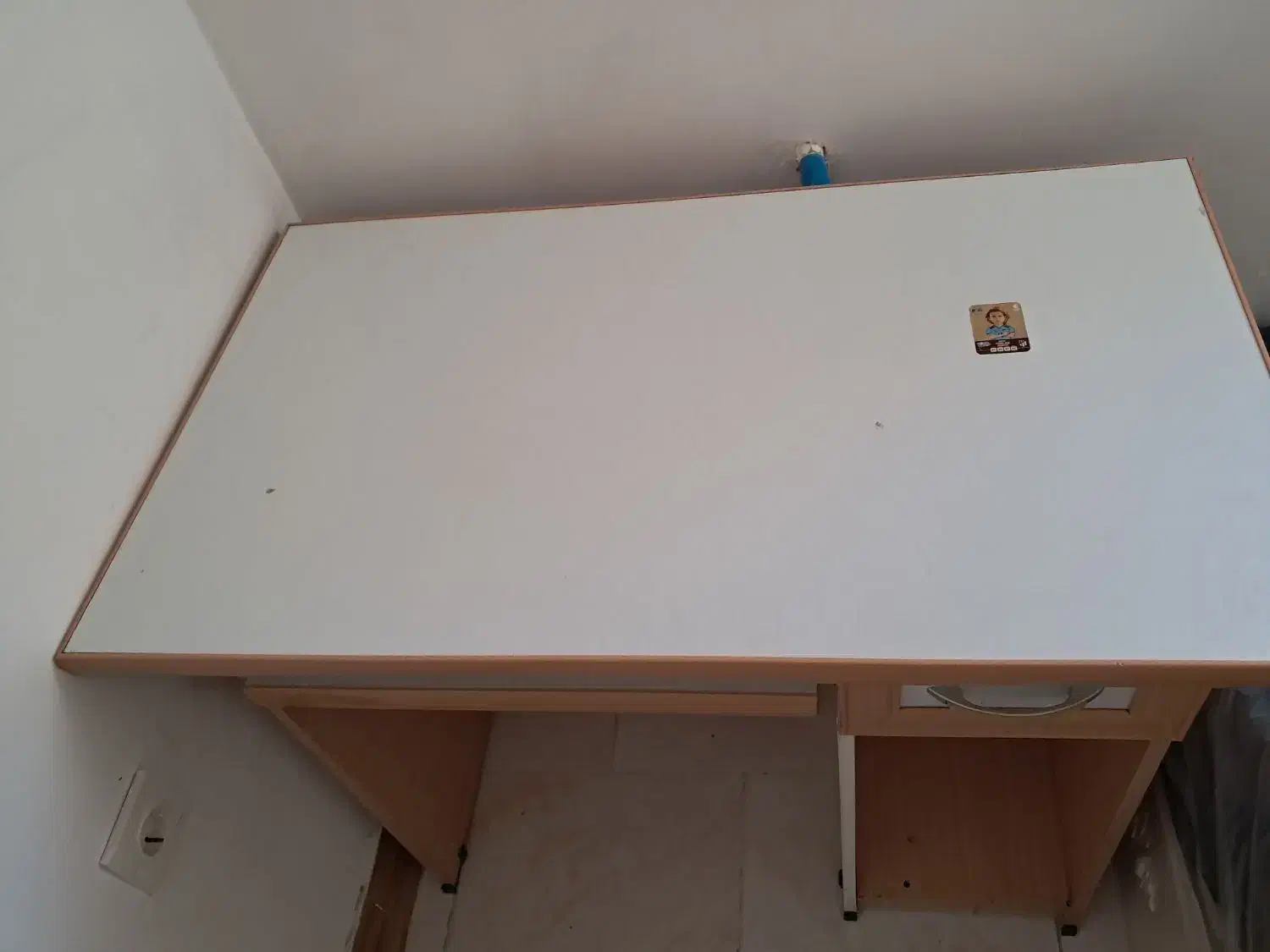 میز تحریر|میز تحریر و کامپیوتر|گلپایگان, |دیوار