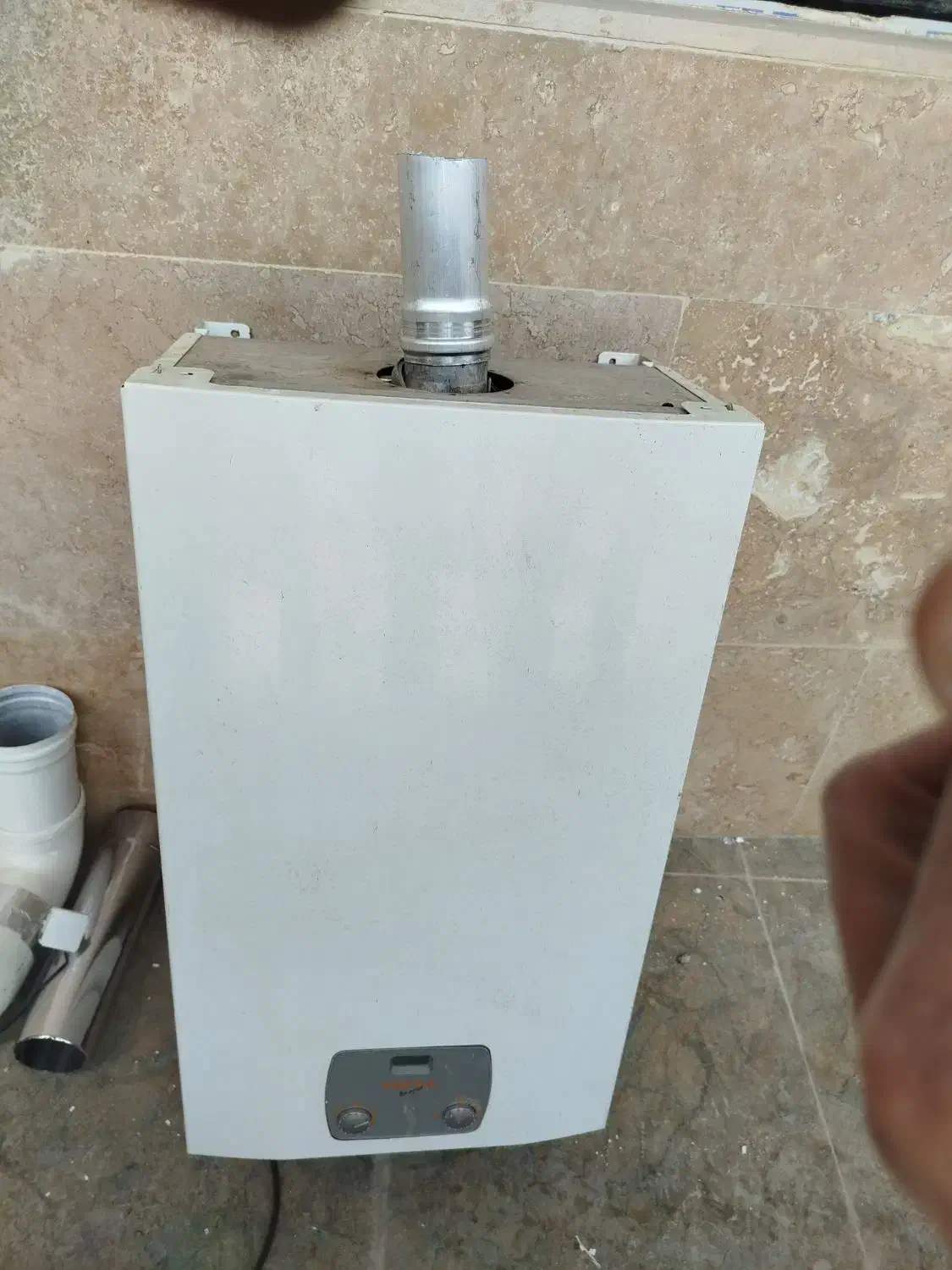 پکیج|آبگرمکن، پکیج، شوفاژ|ماکو, |دیوار