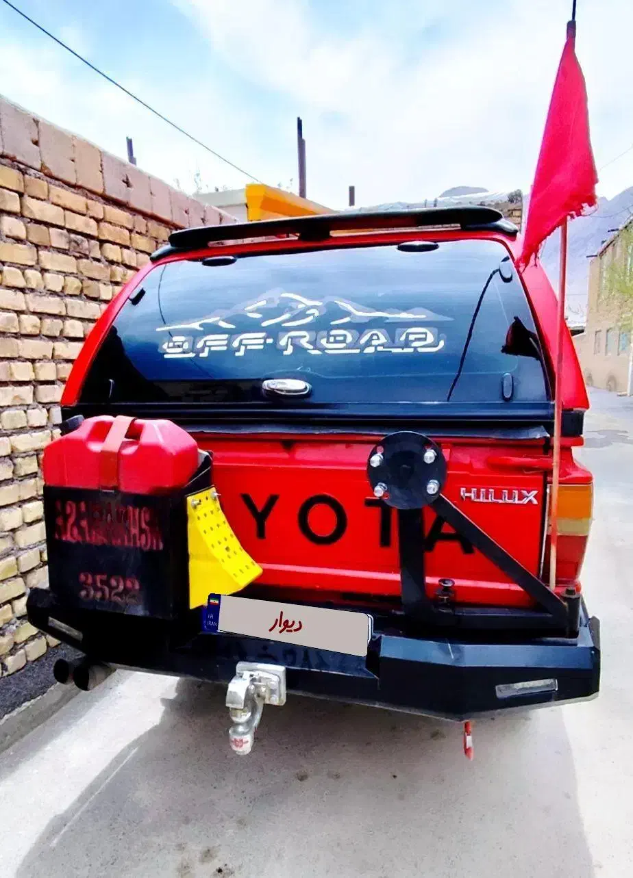 وانت تویوتا هایلوکس|خودرو سواری و وانت|تهران, هفت چنار|دیوار