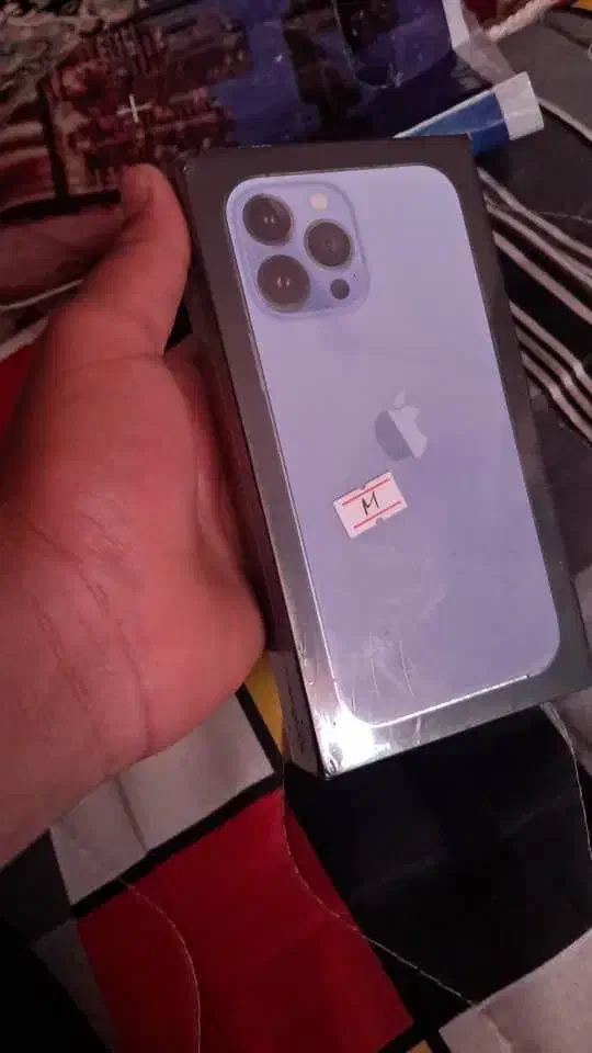 گوشی. آیفون پرو|موبایل|کهنوج, |دیوار