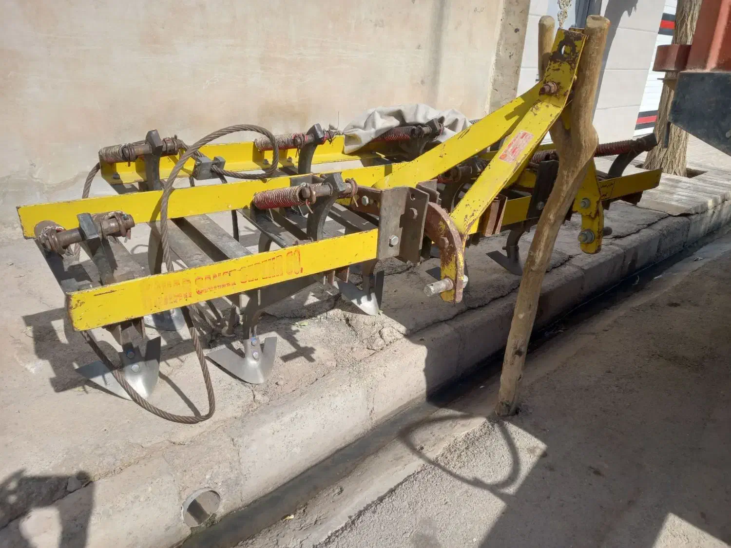 پنجه غازی قربان صنعت|ماشینآلات صنعتی|کوهدشت, |دیوار