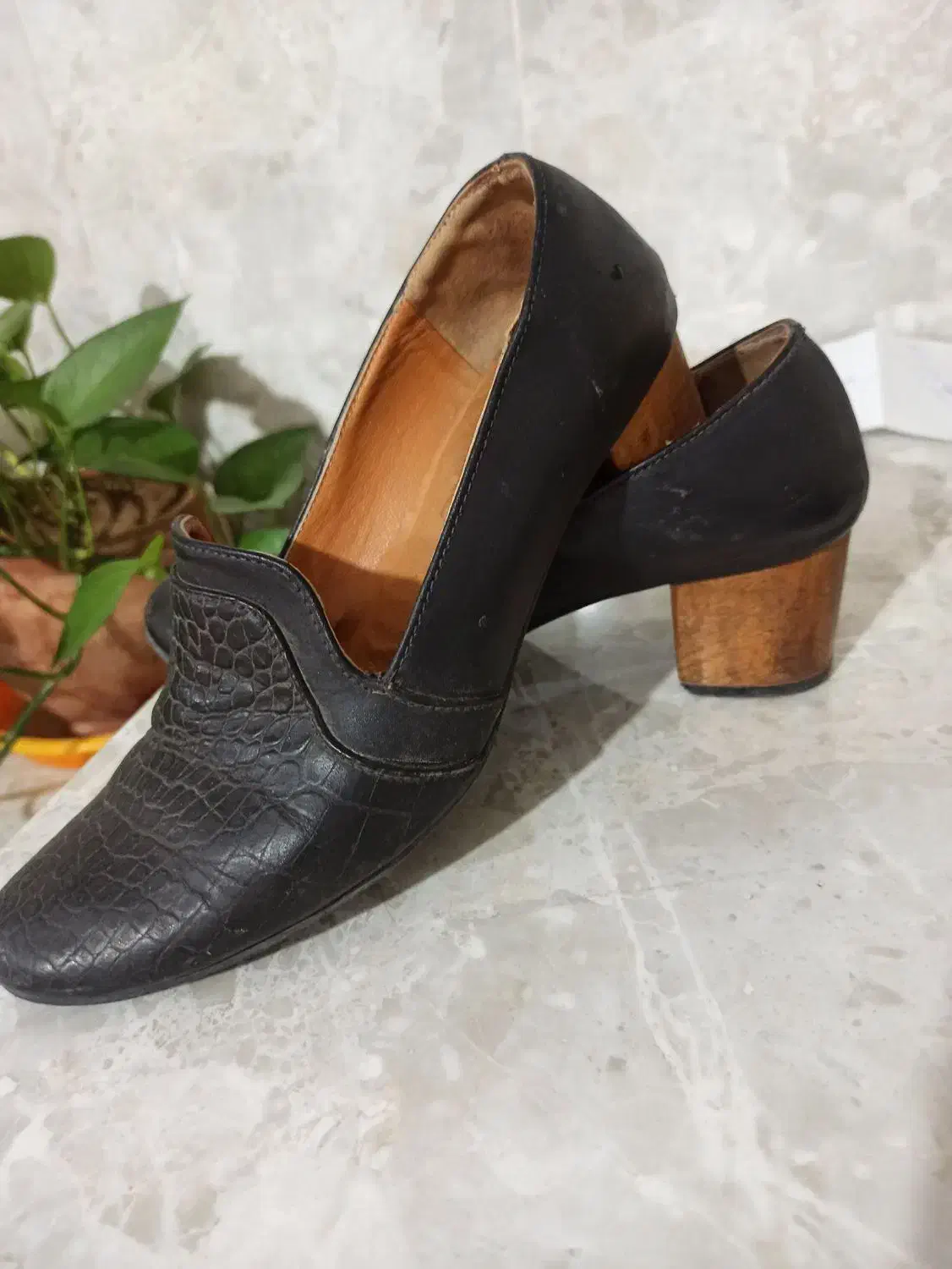 کفش چرم|کیف، کفش، کمربند|دهدشت, |دیوار