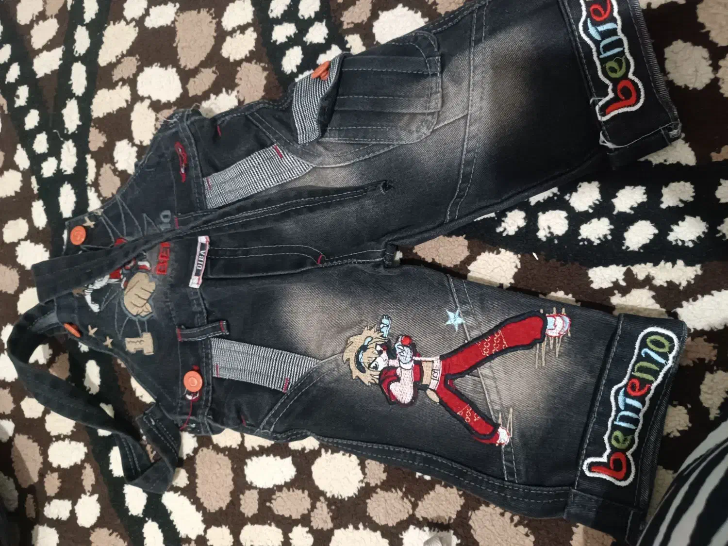 لباس نوزادی|کفش و لباس بچه|بروجرد, |دیوار