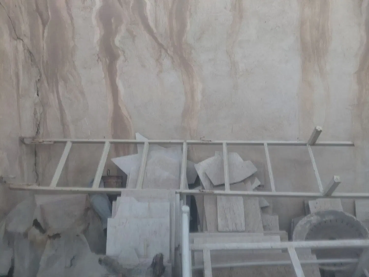 نردبان فلزی بسیار محکم و قابل اویز|ابزارآلات|خمینیشهر, |دیوار