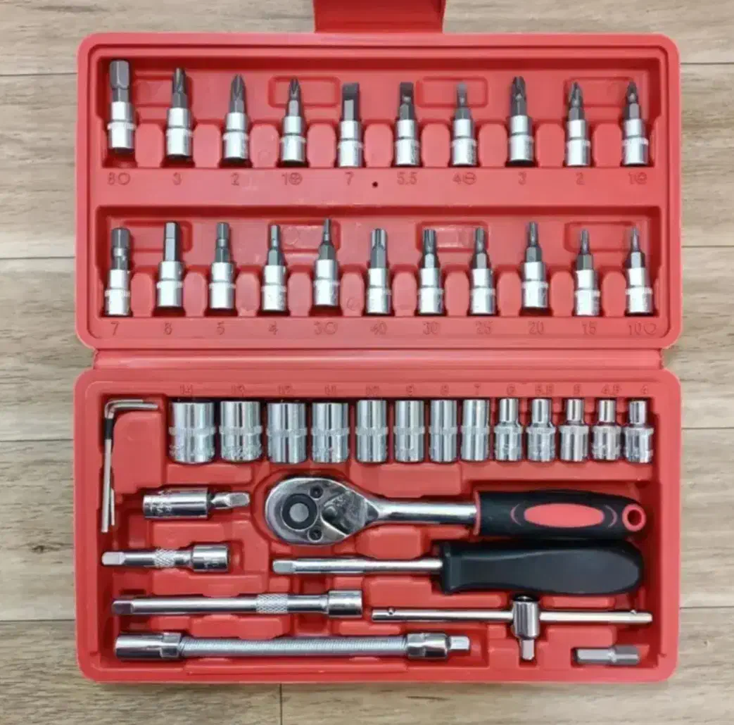 جعبه46پارچه آچار و سری بکس و پیچ گوشتی|ابزارآلات|تهران, تهرانپارس غربی|دیوار