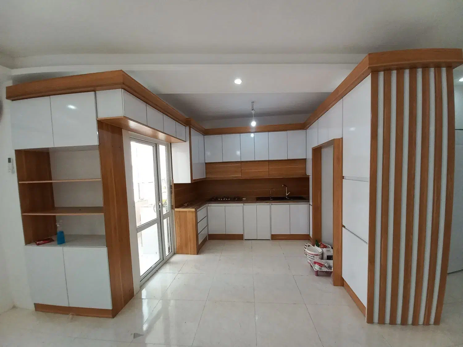 کابینت وکمد الاچیق وپله تمام گرد چوب دسته نرده گرد|خدمات پیشه و مهارت|رشت, حومه رشت|دیوار