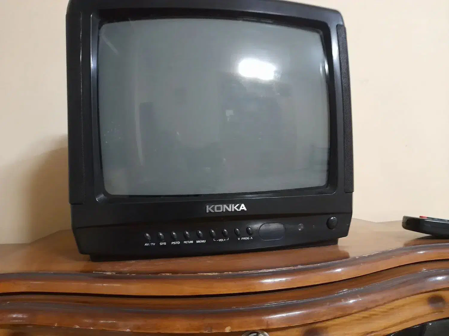 تلویزیون ۱۴ اینج|تلویزیون و پروژکتور|بروجن, |دیوار