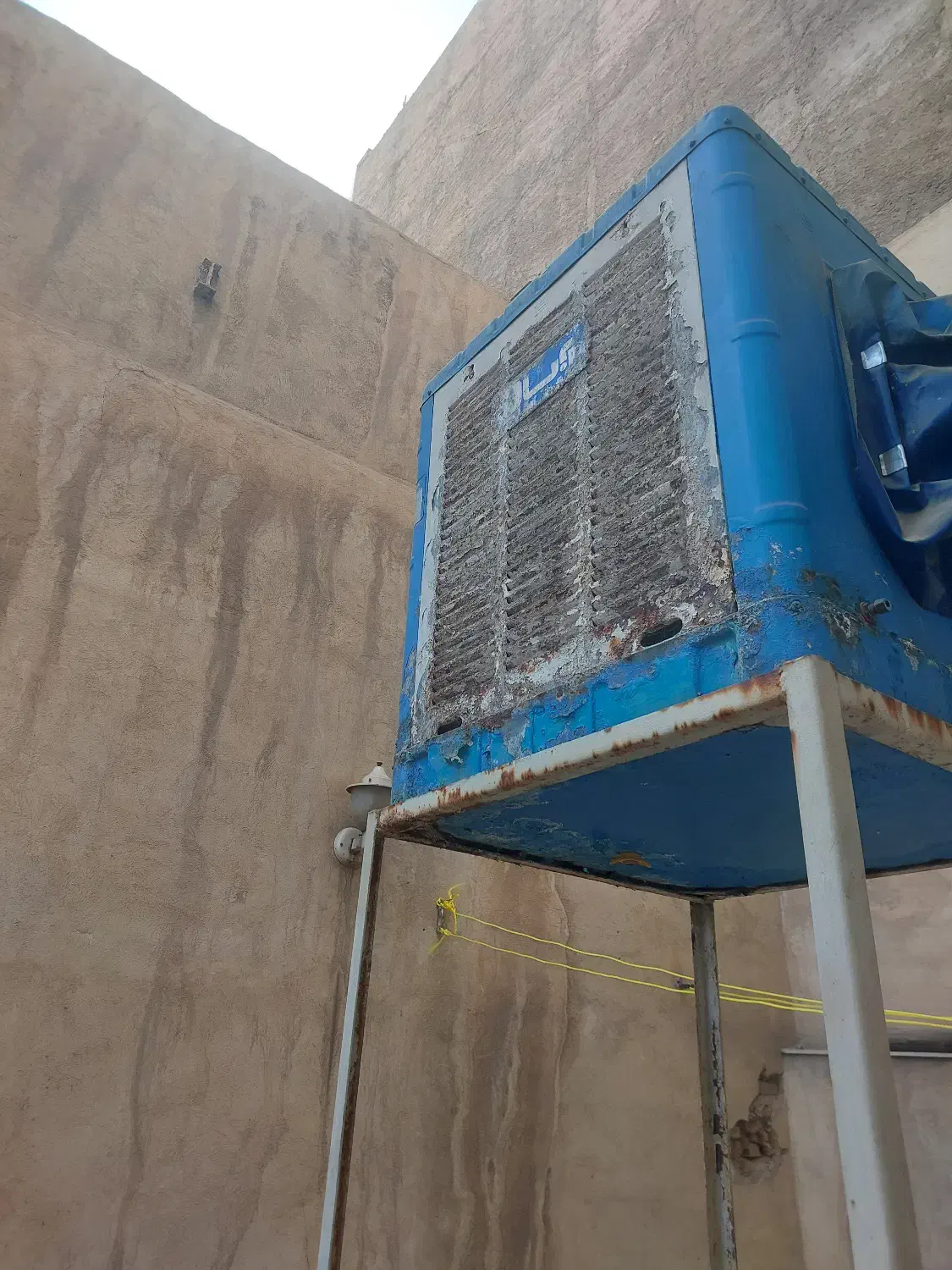 کولر آبی ابسال ۳۵۰۰ کارکرده سالم فروش فوری|کولر آبی|تهران, ارامنه|دیوار