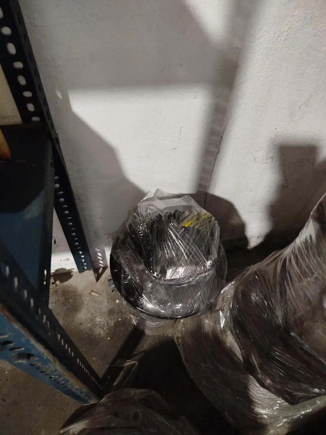 فروش قطعات اصلی ایران‌خودرو با ضمانت|خدمات موتور و ماشین|رشت, نیروی دریایی|دیوار