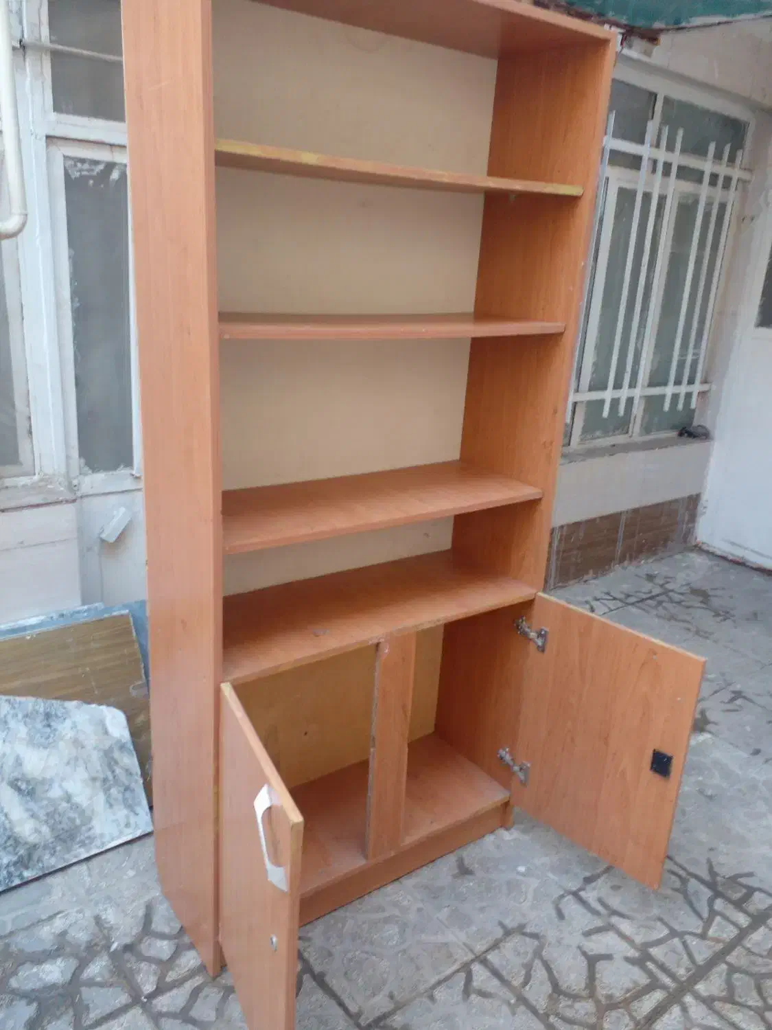 کتابخانه تمیز|کتابخانه، شلف، قفسه‌های دیواری|مشهد, سرافرازان|دیوار