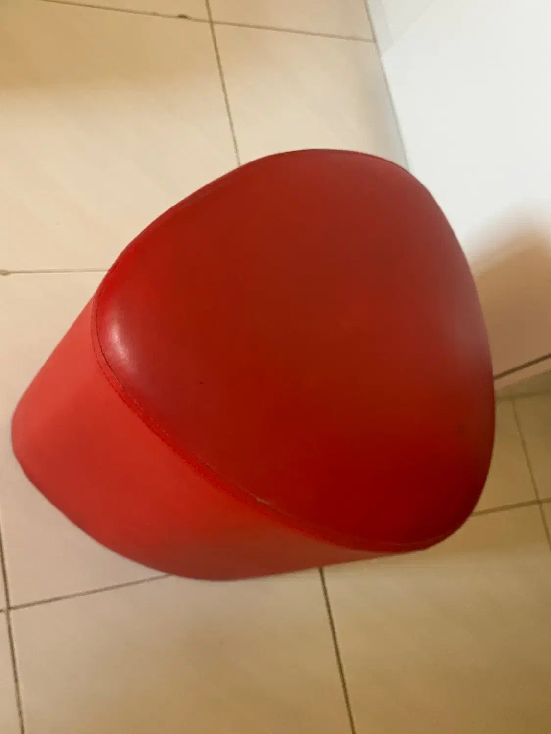 پاف|صندلی و نیمکت|شاهین‌شهر, شهرک میلاد|دیوار