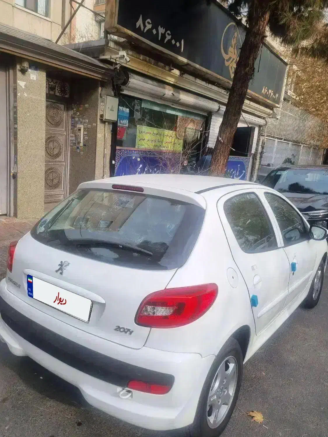 207 اتومات سقف فلز|خودرو سواری و وانت|تهران, بلوار کشاورز|دیوار