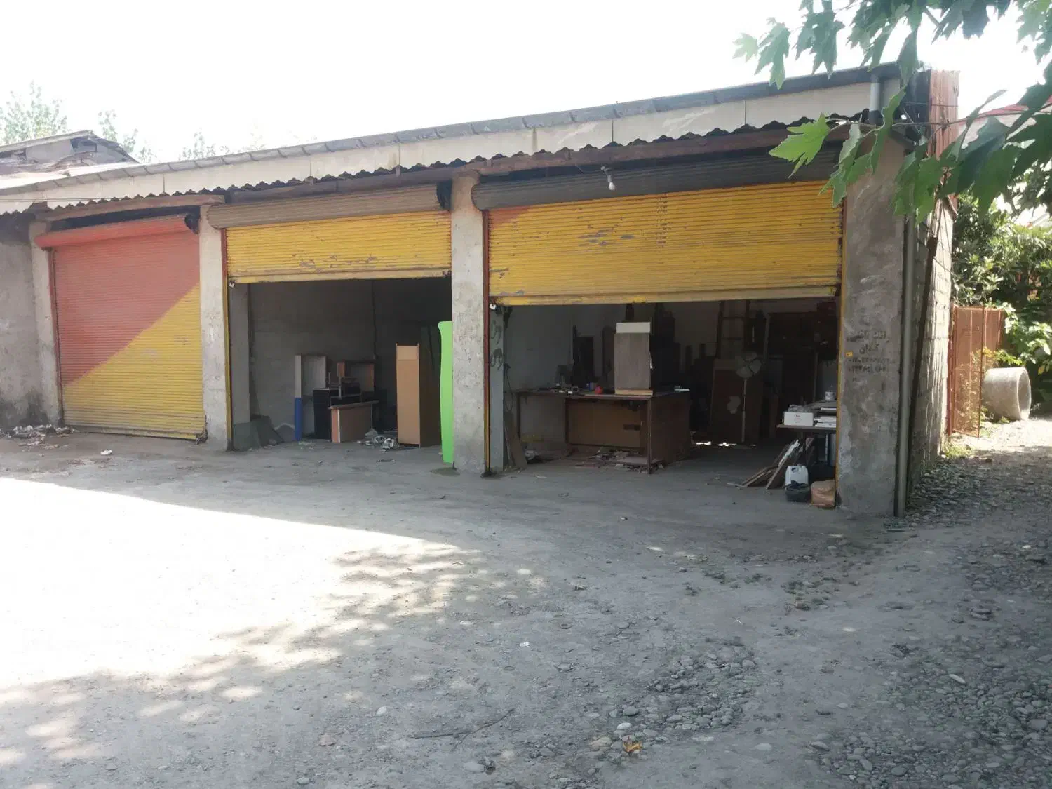 اجاره مغازه ۳۰ متری بر خیابان|اجارهٔ مغازه و غرفه|رشت, باهنر|دیوار