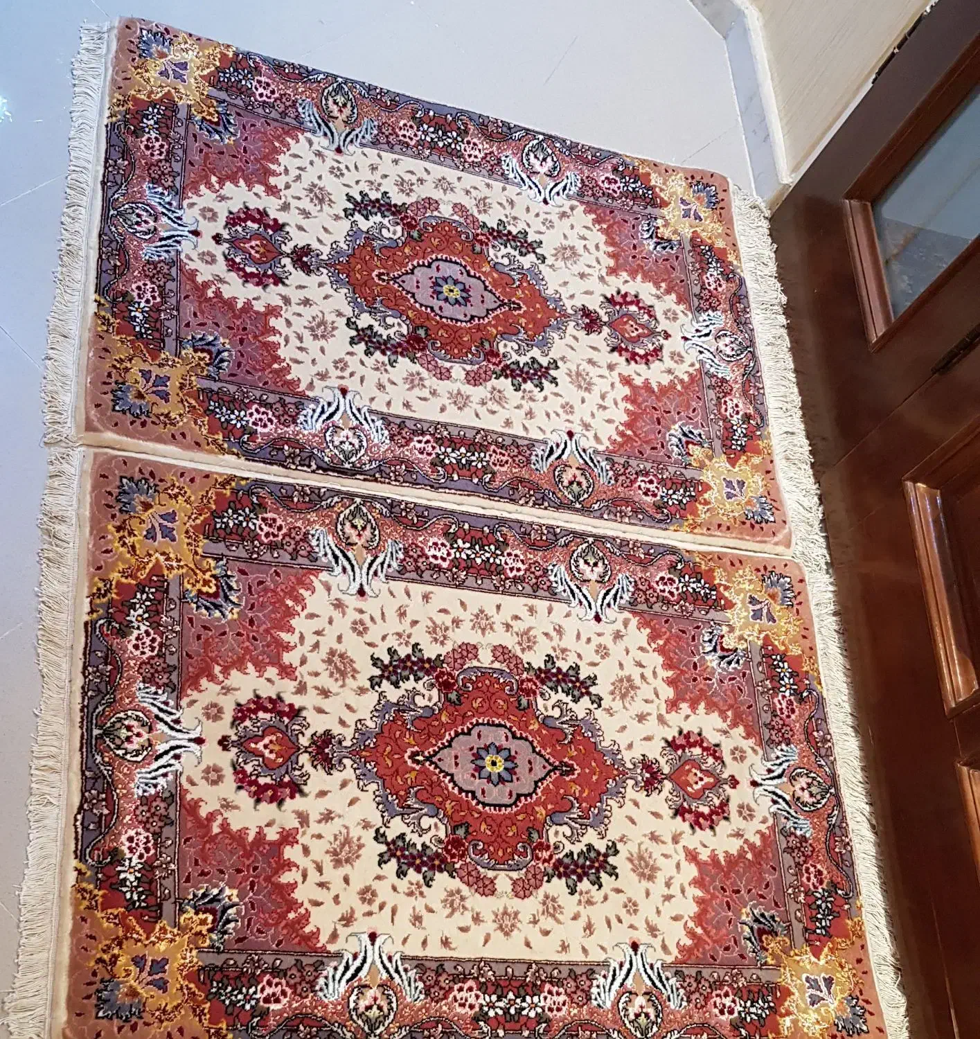 فرش دستبافت ابریشم دار 50 رج ،زرنیم ، قالیچه|فرش|تبریز, |دیوار