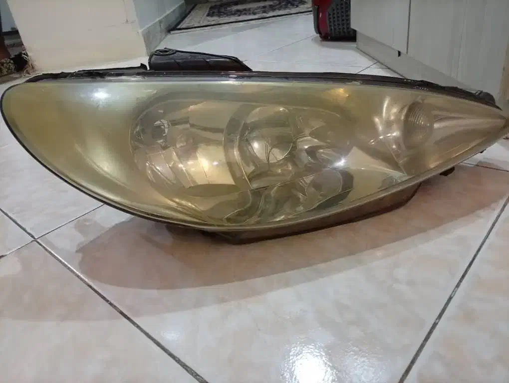 چراغ جلو۲۰۶|قطعات یدکی و لوازم جانبی|تهران, حافظیه|دیوار