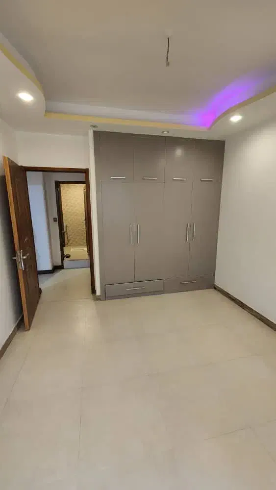 رهن واحد ۱۱۰ متری در شیخ زاهد (گلستان زوج)|اجارهٔ آپارتمان|لاهیجان, شیخ زاهد|دیوار