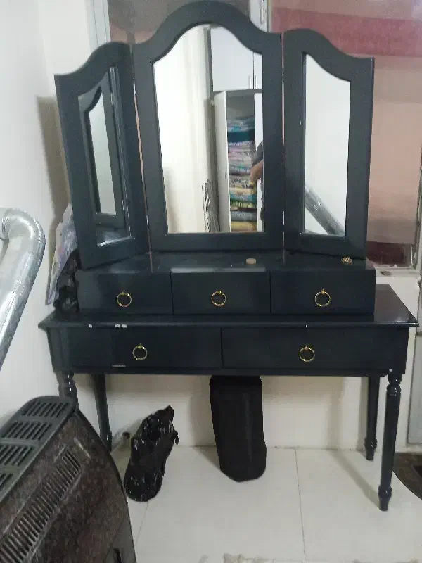 میزاینه|آینه|مشهد, فدک|دیوار