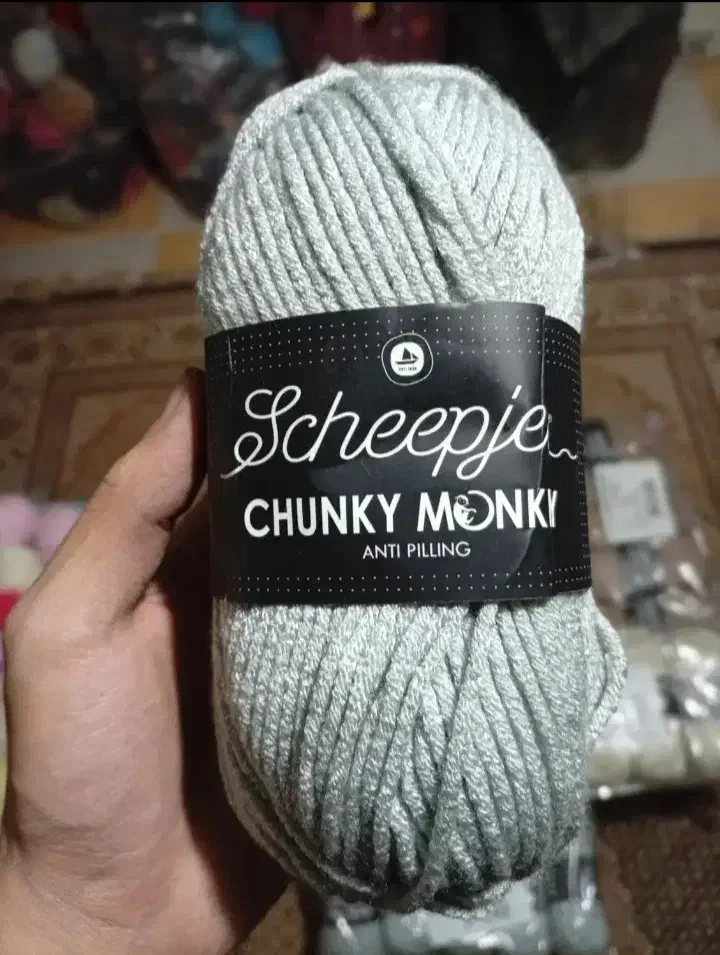 کاموا و میل بافت زیر قیمت|لوازم خیاطی و بافتنی|ری, سرتخت|دیوار