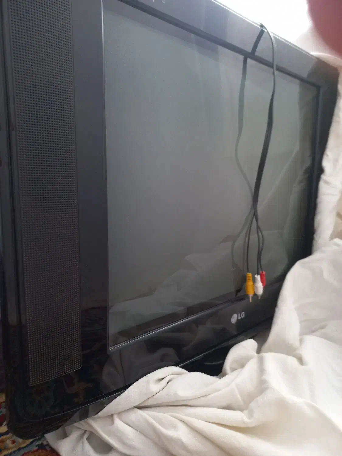 تی وی 21ال جی|تلویزیون و پروژکتور|کامیاران, |دیوار