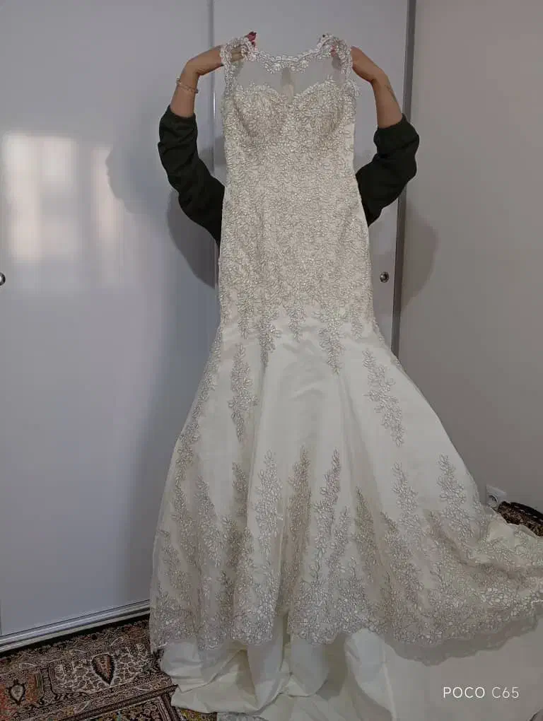 لباس عروس|لباس|هشتگرد, هشتگرد قدیم|دیوار