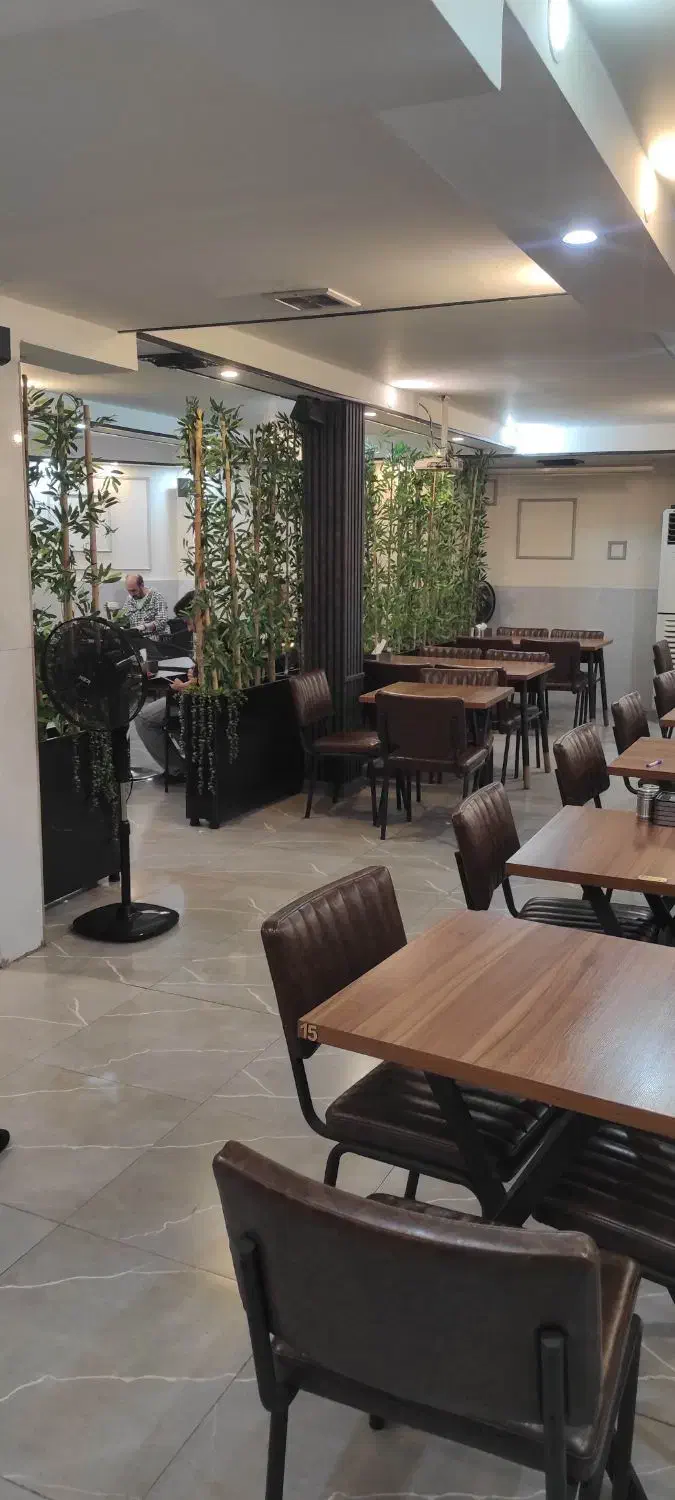 قلیون زن و سالن کار|استخدام خدمات فروشگاه و رستوران|تهران, فاطمی|دیوار