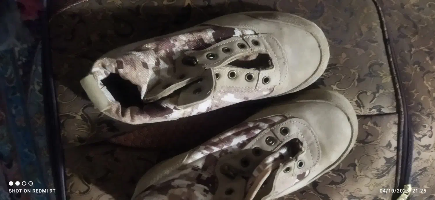 نیم پوتین عملیاتی|کیف، کفش، کمربند|جالق, |دیوار