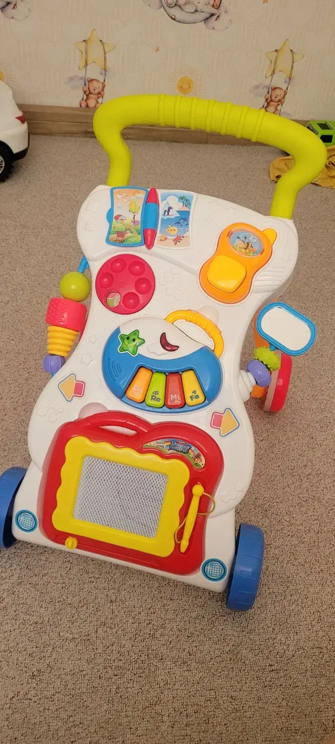 واکر هانگر|اسباب و اثاث بچه|پرند, فاز ۶|دیوار