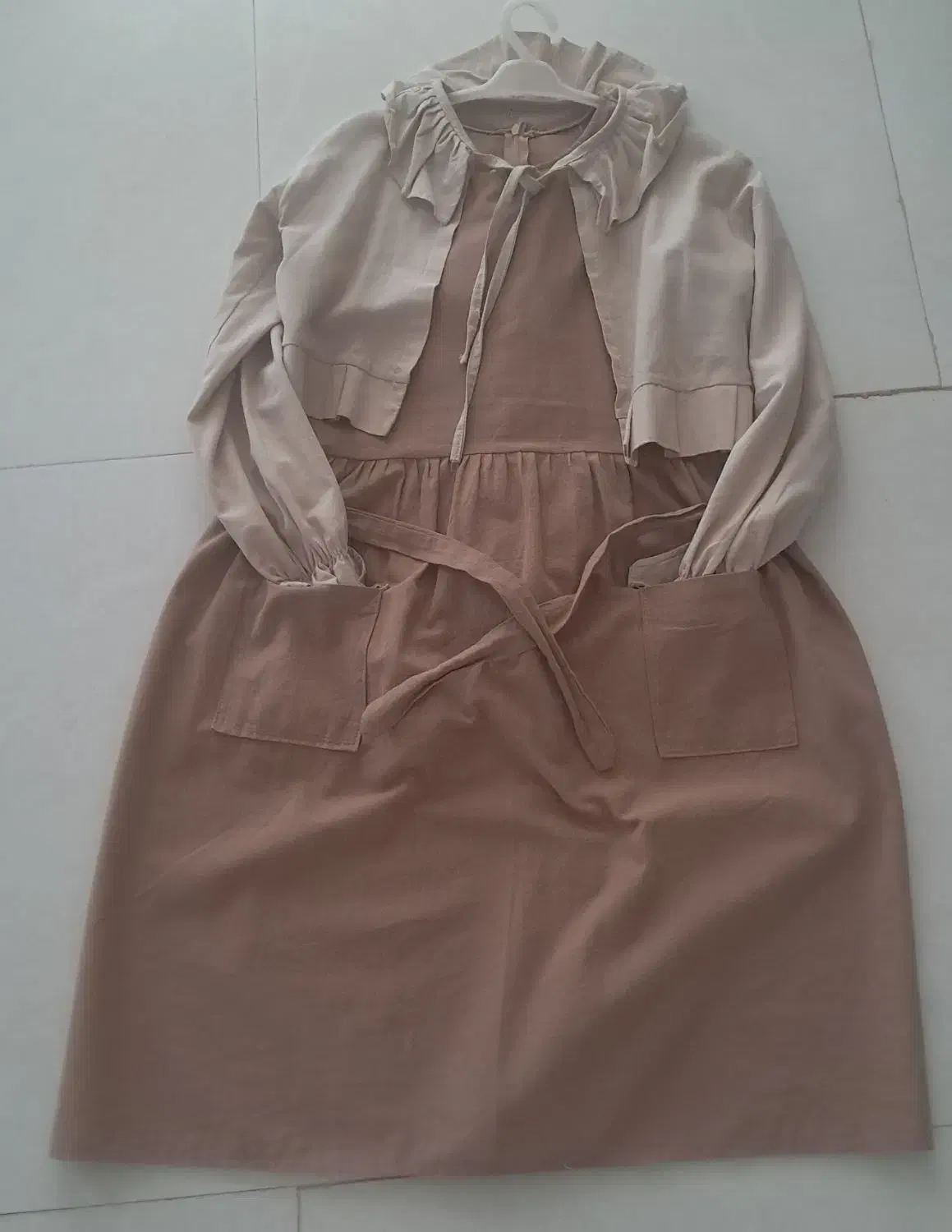 توافقی|لباس|طبس, |دیوار