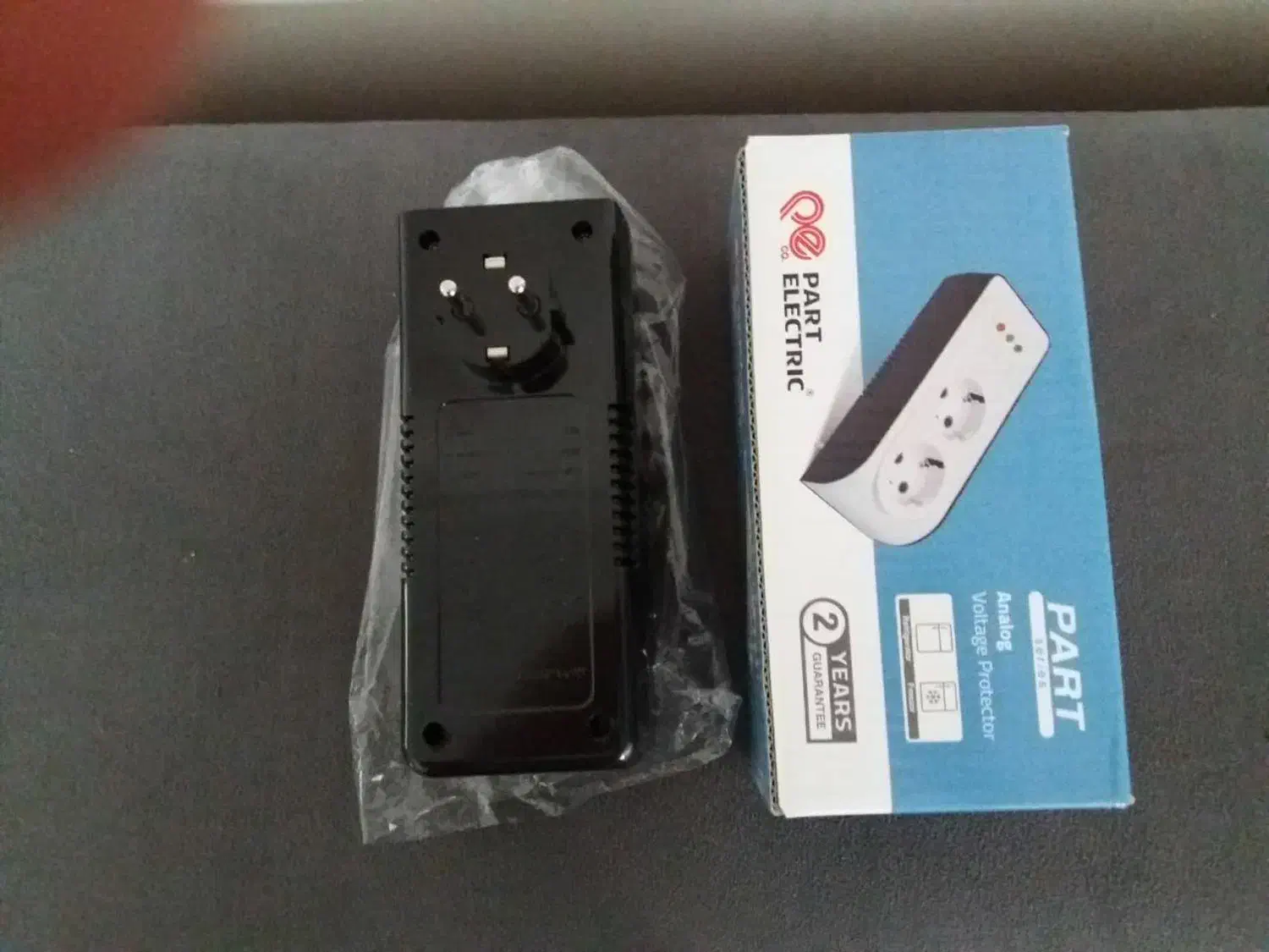 محافظ تلویزیون و یخچال دیواری|صوتی و تصویری|تهران, بروجردی|دیوار