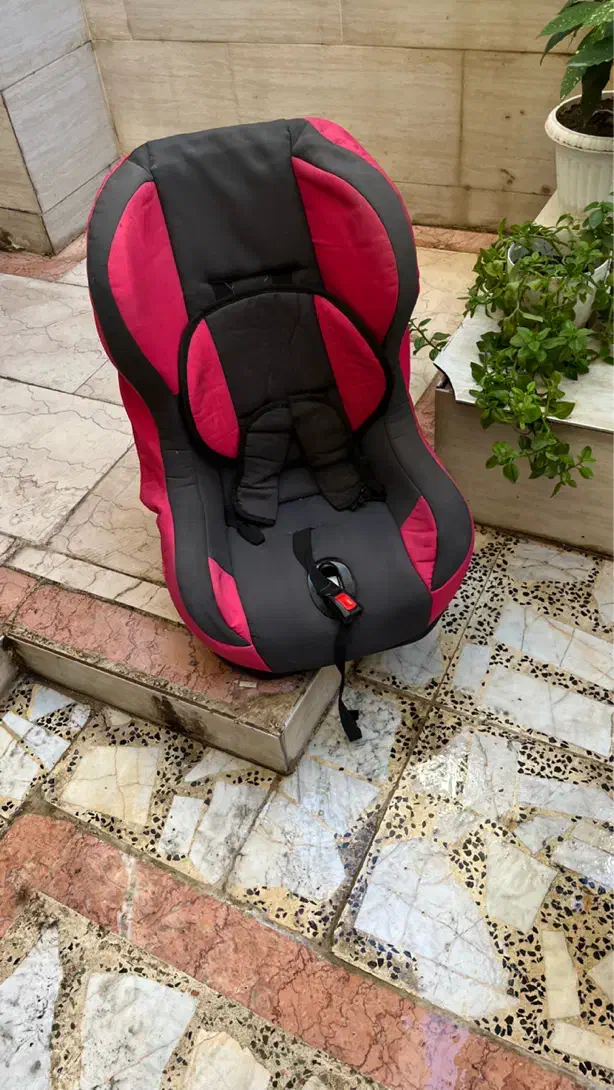 صندلی غذا و صندلی ماشین|کالسکه و لوازم جانبی|رشت, رشتیان|دیوار