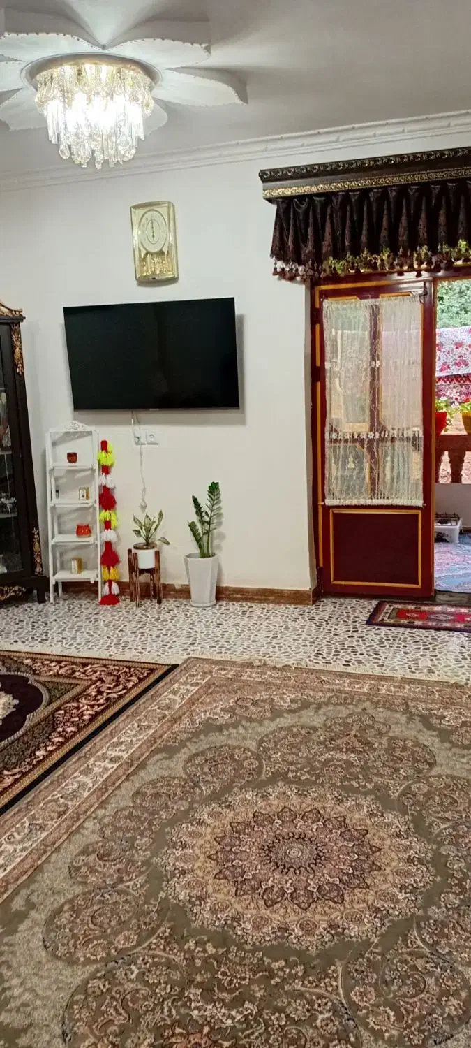 اجاره ویلای روزانه|اجارهٔ کوتاه‌مدت آپارتمان و سوئیت|گوراب زرمیخ, |دیوار