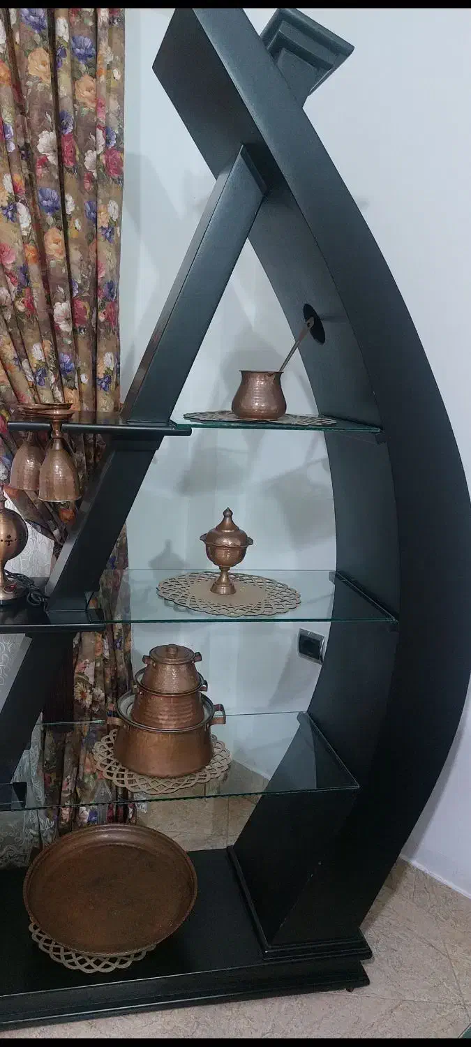 ویترین|بوفه، ویترین، کنسول|نور, |دیوار