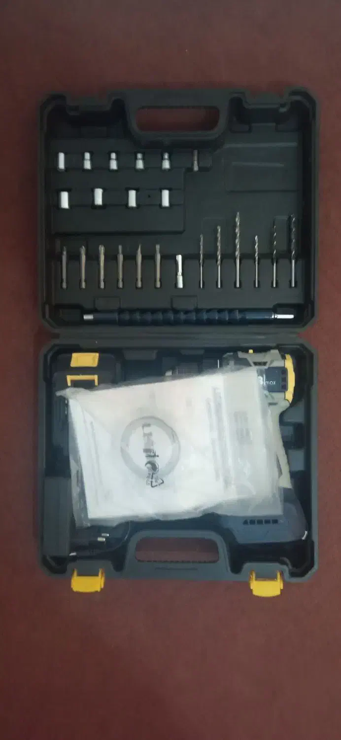 دریل شارژی و مقداری ابزار|ابزارآلات|شوشتر, |دیوار