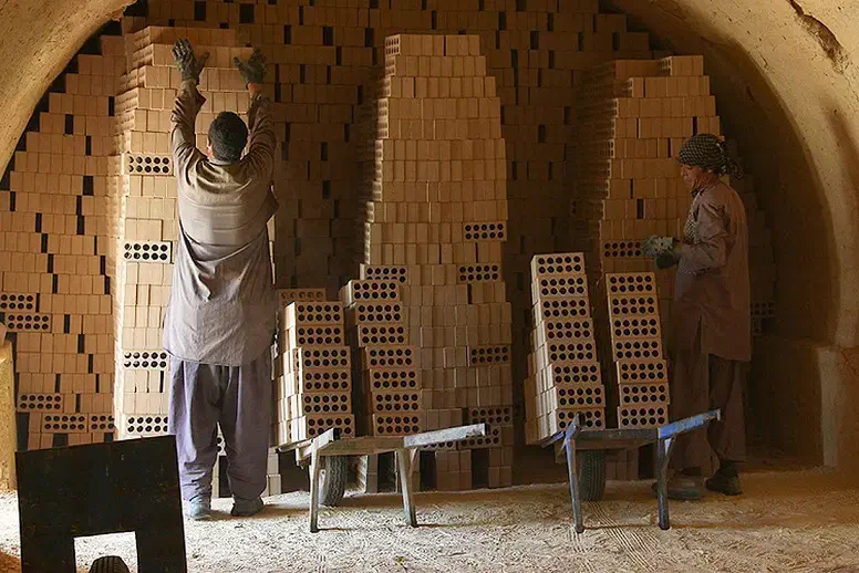 استخدام اجر چین درکوره|استخدام صنعتی، فنی، مهندسی|جوین, |دیوار