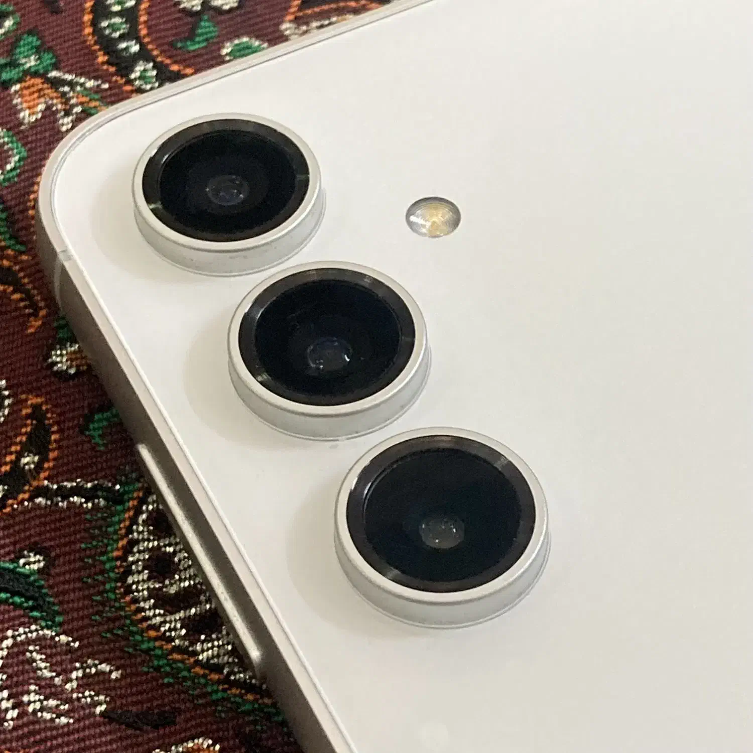 سامسونگ S23 FE سفید با گلس پرایوت|موبایل|مشهد, فرهنگ|دیوار