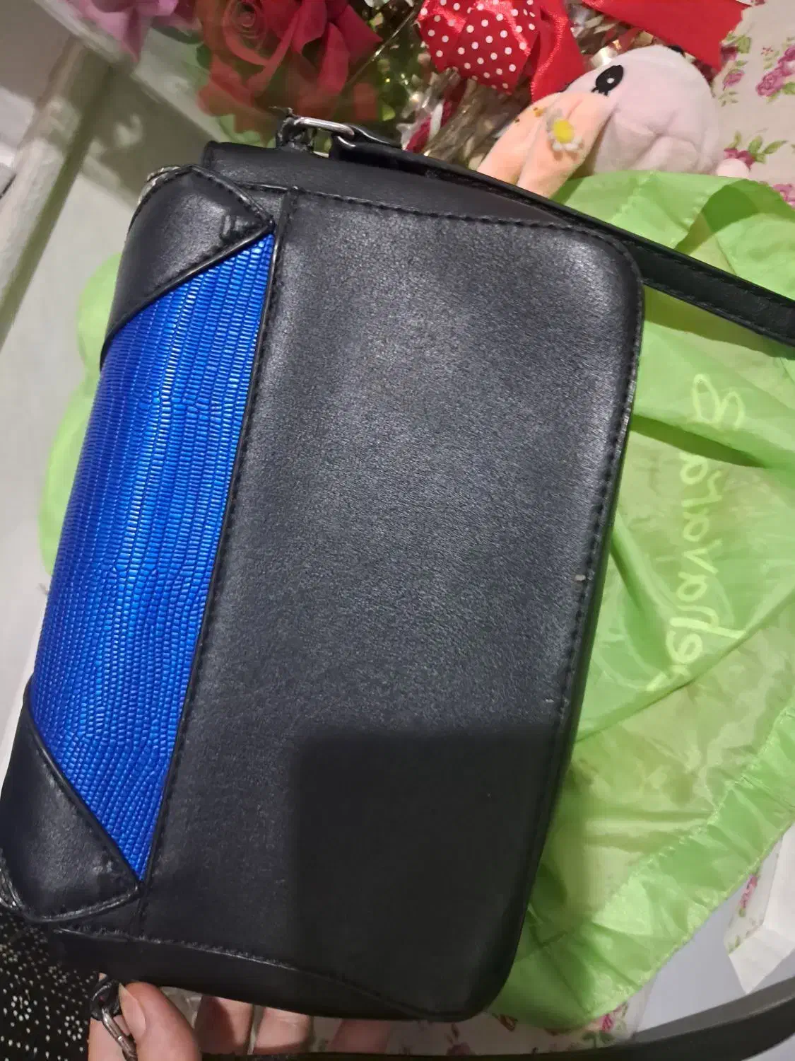 کیف زیبا|کیف، کفش، کمربند|قم, شهر قائم|دیوار