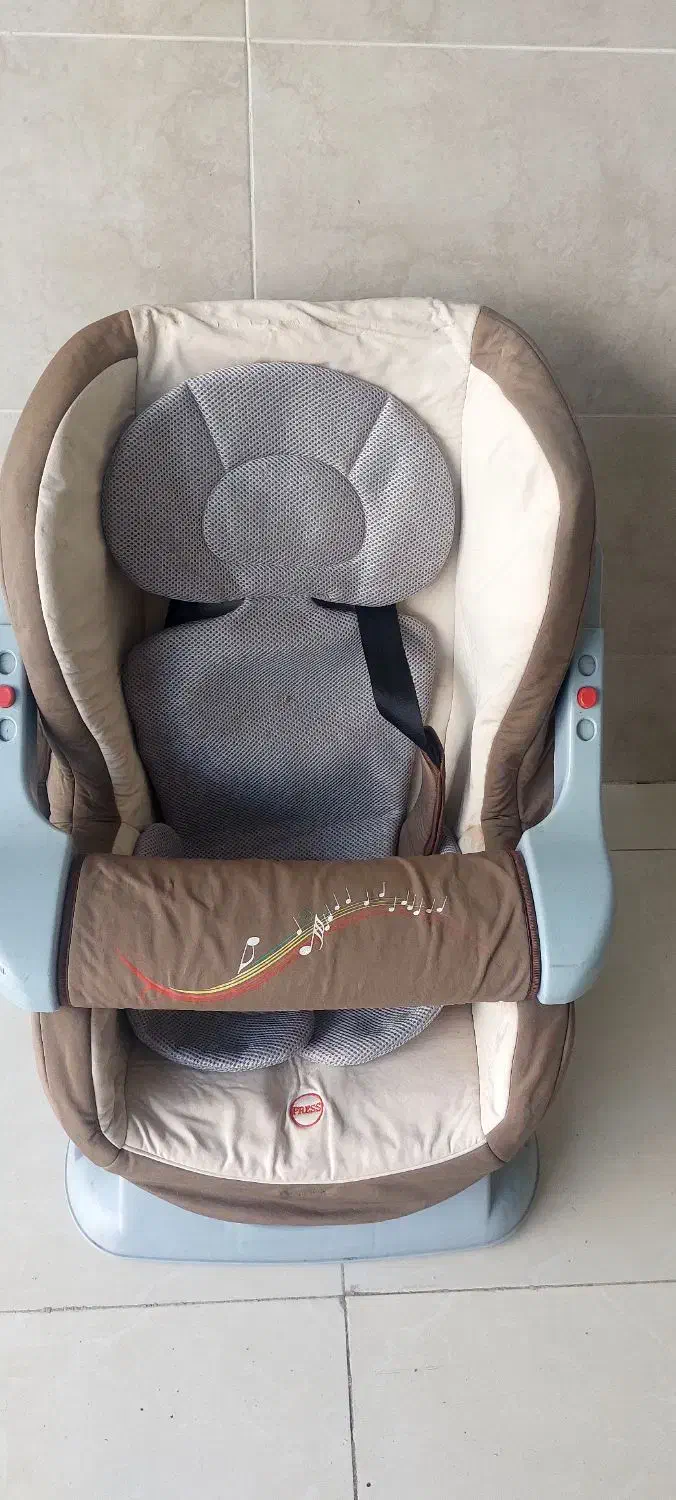 صندلی ماشین|تخت و صندلی بچه|تبریز, |دیوار