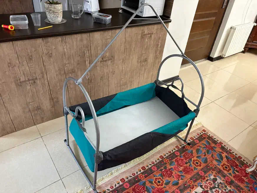 تخت نوزاد|اسباب و اثاث بچه|تهران, ونک|دیوار