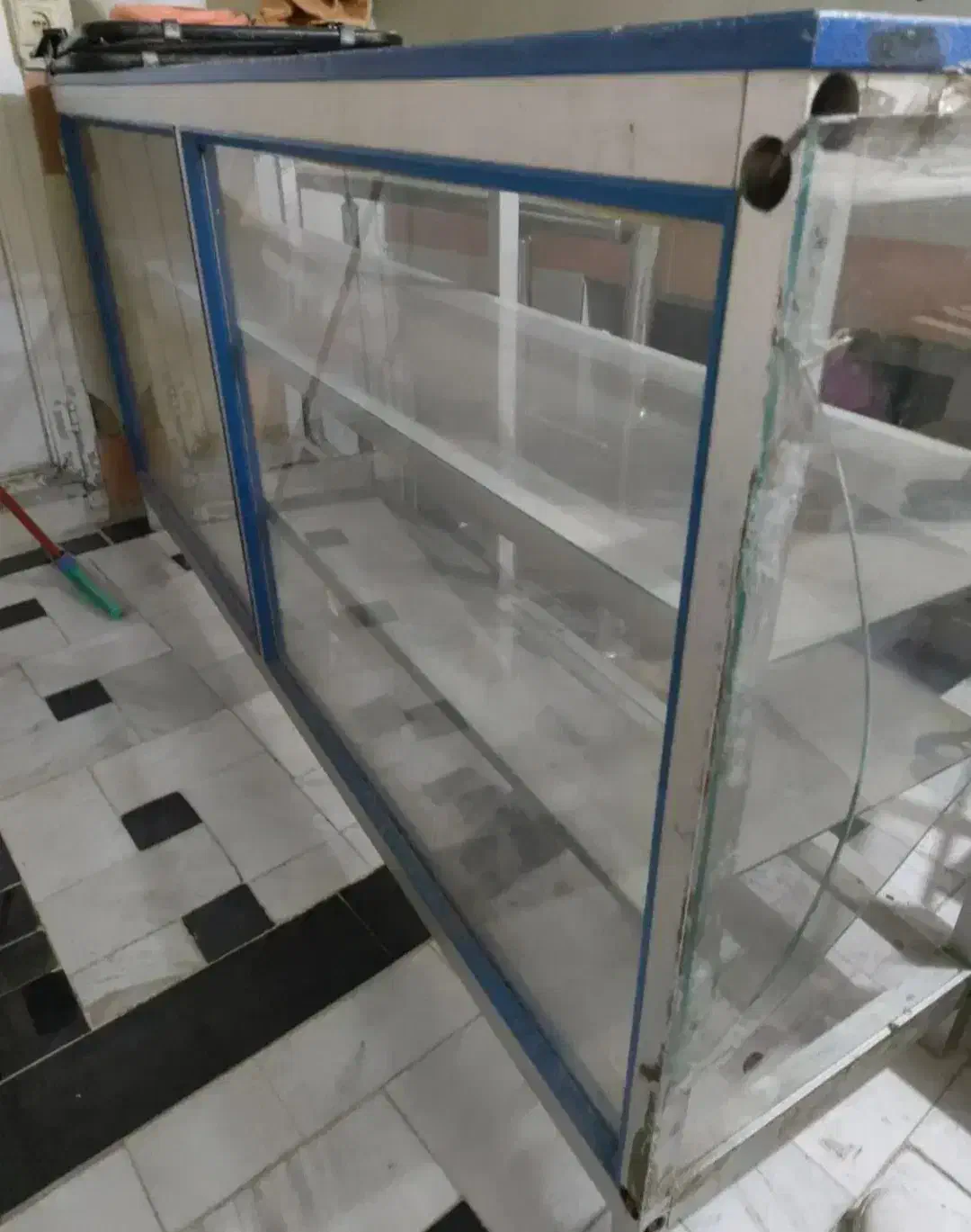 ویترین مغازه|فروشگاه و مغازه|قم, ولیعصر|دیوار