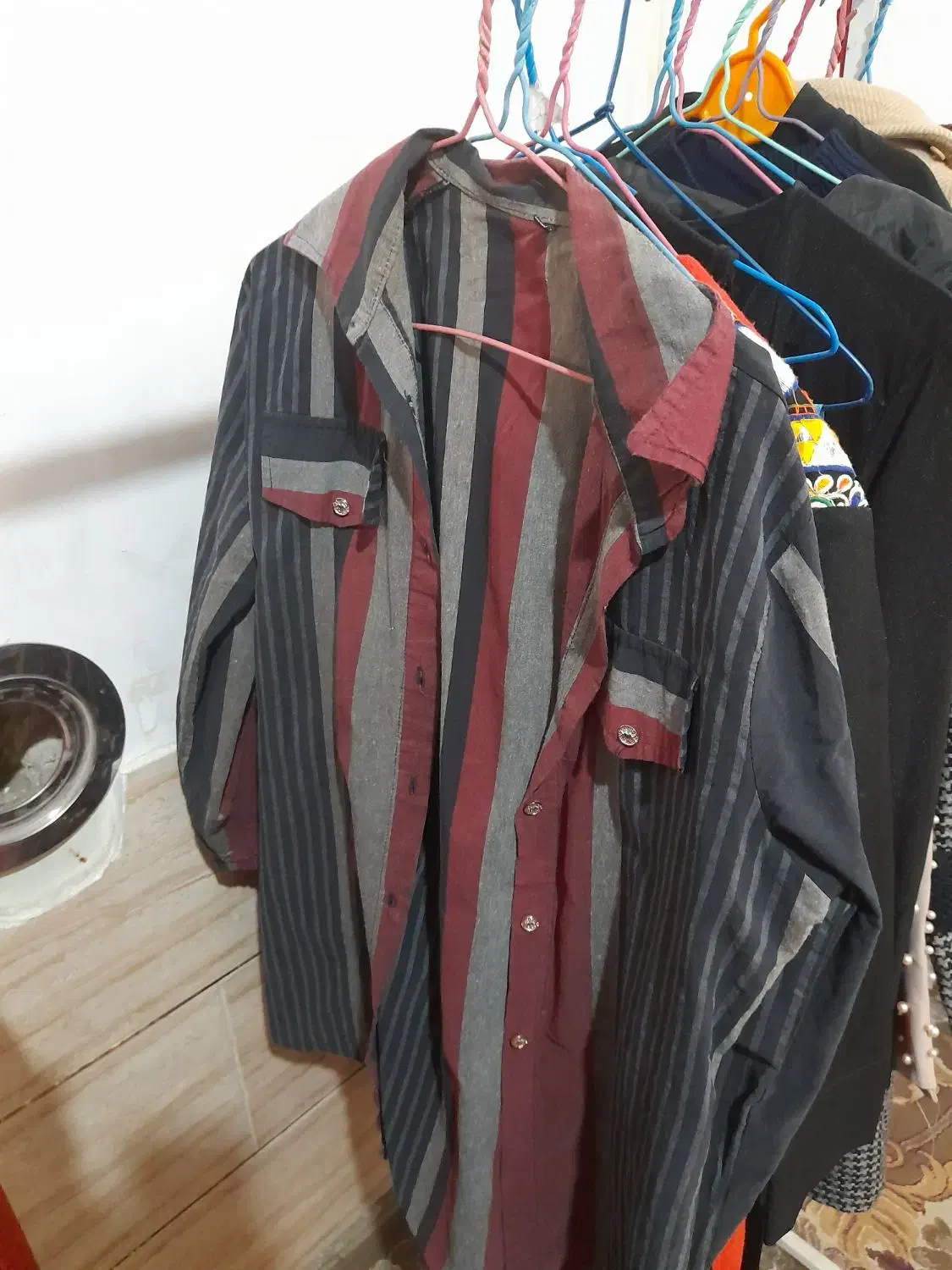 لباس|لباس|شیراز, شهرک کوشکک|دیوار