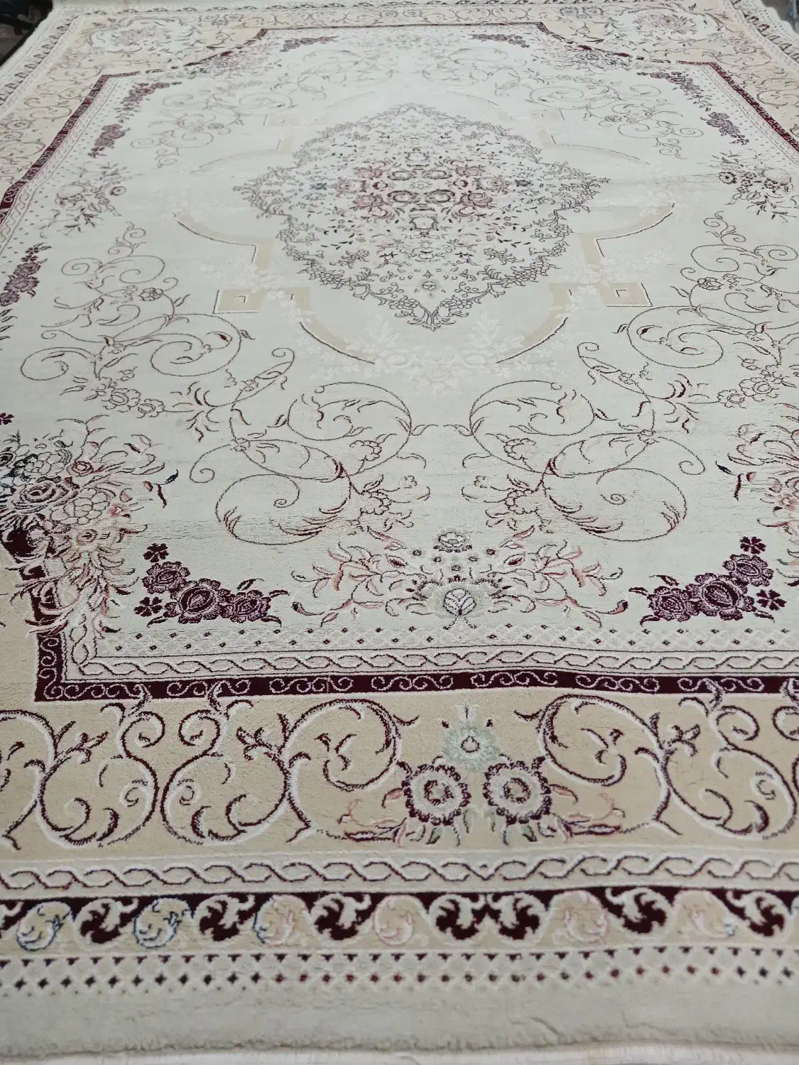 یک جفت فرش ۱۲متری کرم|فرش|لنجان, |دیوار