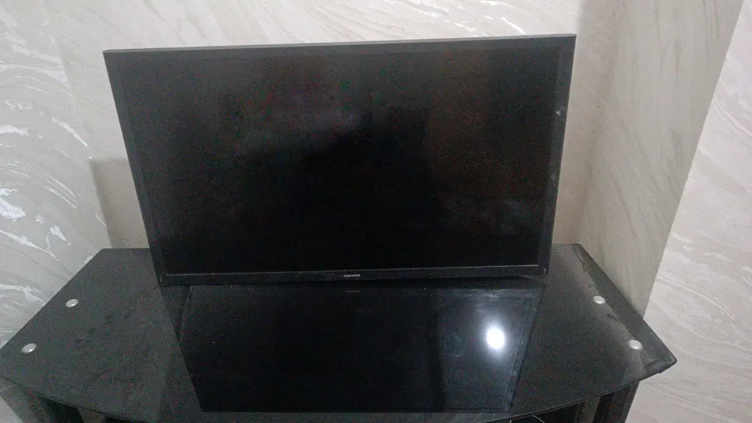 تلویزیون led Samsung 32 اینچ|تلویزیون و پروژکتور|شاهین‌شهر, حافظ جنوبی|دیوار